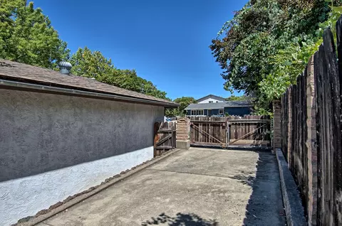 1113 Lorraine Dr, Redding, CA 96002 photo 26