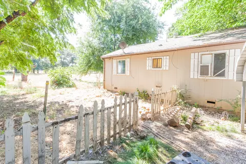 19235 W Niles, Redding, CA 96002 photo 29
