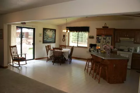 20088 Peridot Ln, Burney, CA 96013 photo 3