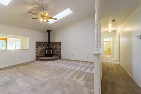 1363 Edgewood Dr, Redding, CA 96003 photo 10