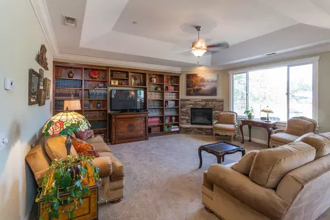 3304 Carlsbad Ct, Redding, CA 96002 photo 7