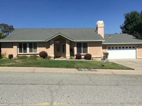 844 Collyer Dr, Redding, CA 96003 photo 3