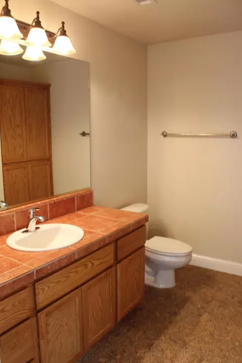 844 Collyer Dr, Redding, CA 96003 photo 10