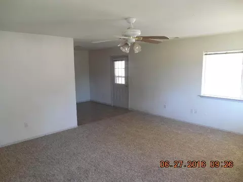 138 Dale Ave, Red Bluff, CA 96080 photo 2