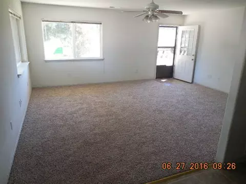 138 Dale Ave, Red Bluff, CA 96080 photo 3