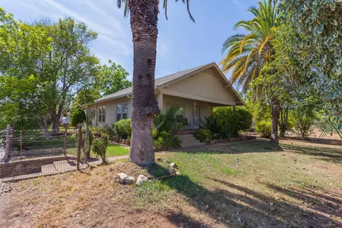 2128 Shasta St, Redding, CA 96001 photo 2