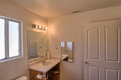2520 Clover Creek St, Redding, CA 96002 photo 15