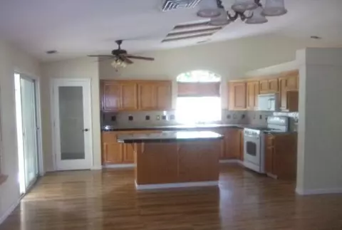 19415 Orchard Ln, Redding, CA 96002 photo 9