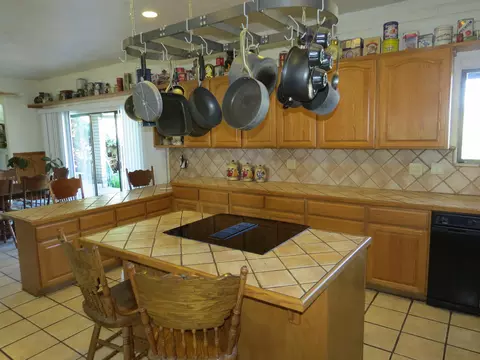 4340 Emily Way, Redding, CA 96001 photo 13