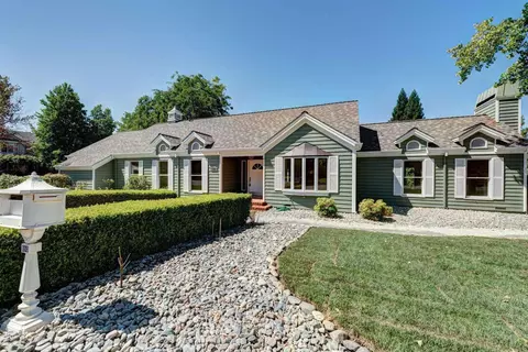 890 Sunriver Dr, Redding, CA 96001 photo 1