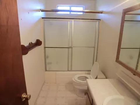 2174 Victor, Redding, CA 96002 photo 10