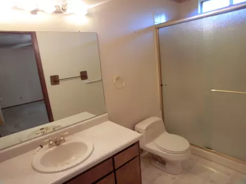 2174 Victor, Redding, CA 96002 photo 13