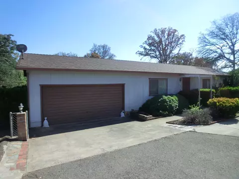 2174 Victor, Redding, CA 96002 photo 1