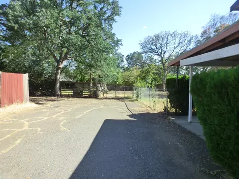 2174 Victor, Redding, CA 96002 photo 16