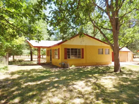 40845 Old School Rd, Fall River Mills, CA 96028 photo 11