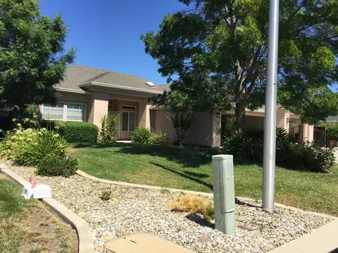 3132 Misty Glen Dr, Redding, CA 96001 photo 1