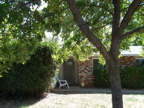 7053 Hermosa Way, Redding, CA 96002 photo 1