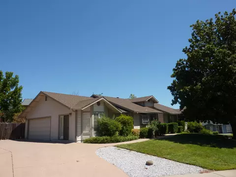 477 Dominica Ct, Redding, CA 96003 photo 1