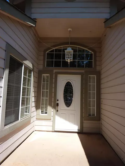 477 Dominica Ct, Redding, CA 96003 photo 3