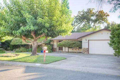 3708 Victoire Way, Redding, CA 96002 photo 3