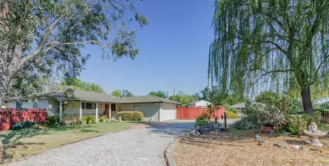 5781 Mountain View Dr, Redding, CA 96003 photo 3