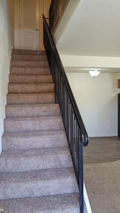 1451 Mishka Ct, Redding, CA 96003 photo 2