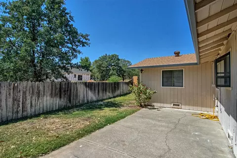 3795 Lake Forest Dr, Redding, CA 96003 photo 17