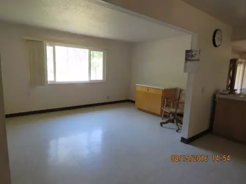 16590 Stanislaus Dr, Redding, CA 96001 photo 6