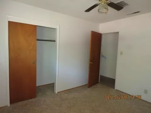 16590 Stanislaus Dr, Redding, CA 96001 photo 3