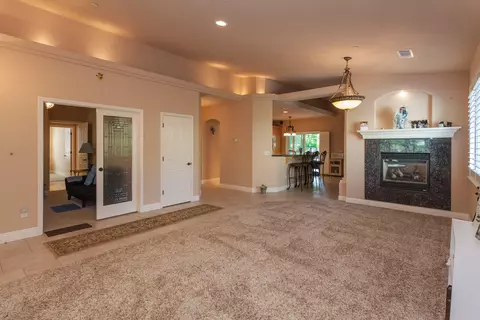 414 Spire Point Dr, Redding, CA 96003 photo 9