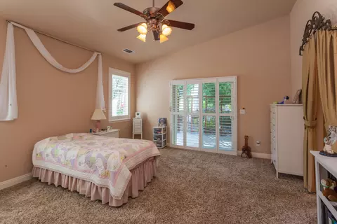 414 Spire Point Dr, Redding, CA 96003 photo 11