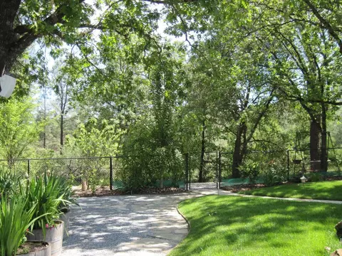 414 Spire Point Dr, Redding, CA 96003 photo 21