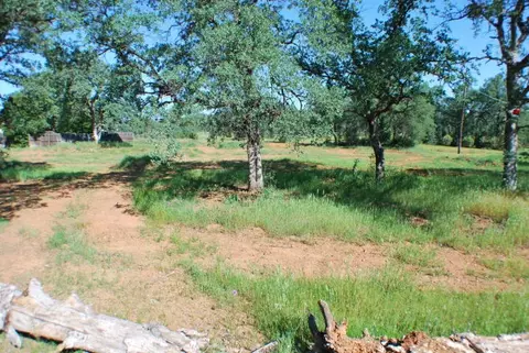 20364 Gibson Ct, Redding, CA 96002 photo 2