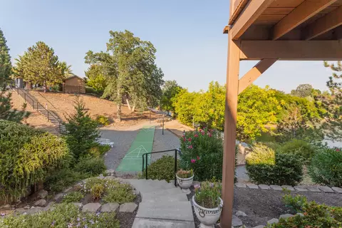363 Bountiful Path, Redding, CA 96003 photo 20