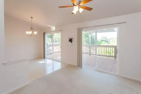 363 Bountiful Path, Redding, CA 96003 photo 5