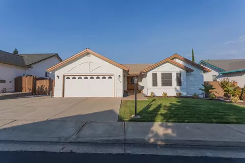 363 Bountiful Path, Redding, CA 96003 photo 2