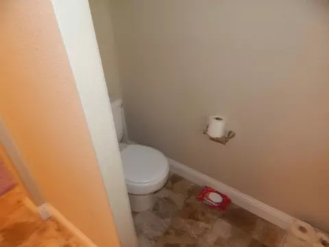 1735 Mesa St, Redding, CA 96001 photo 24