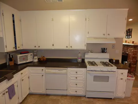 1735 Mesa St, Redding, CA 96001 photo 8