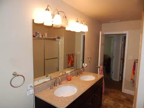 1735 Mesa St, Redding, CA 96001 photo 23