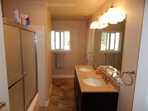 1735 Mesa St, Redding, CA 96001 photo 22