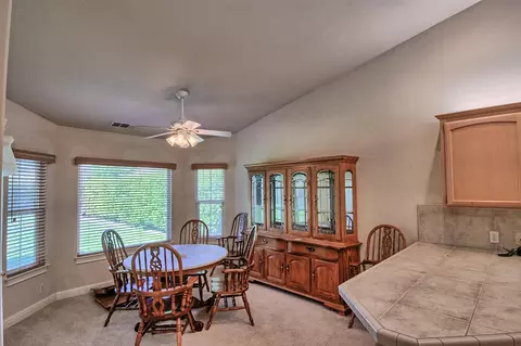 5935 Beaumont, Redding, CA 96003 photo 7