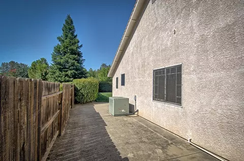 5935 Beaumont, Redding, CA 96003 photo 30