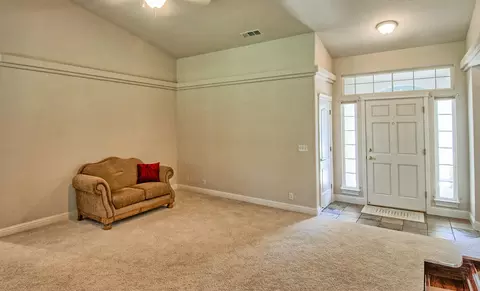 5935 Beaumont, Redding, CA 96003 photo 5