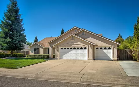 5935 Beaumont, Redding, CA 96003 photo 2