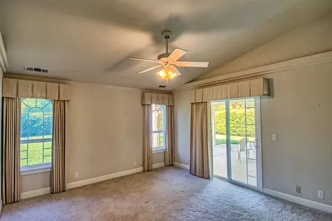 5935 Beaumont, Redding, CA 96003 photo 17
