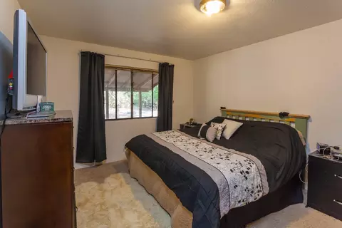 462 Turquoise Ct, Redding, CA 96003 photo 18