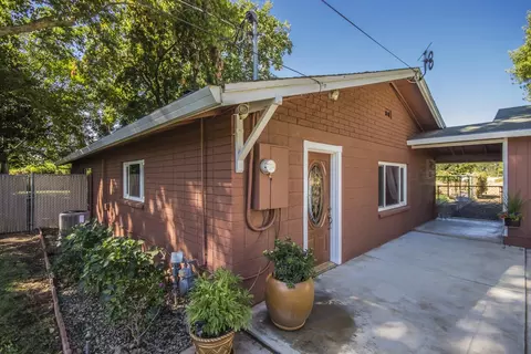 7862 Churn Creek Rd, Redding, CA 96002 photo 6