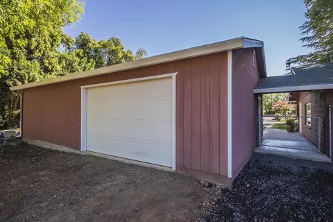7862 Churn Creek Rd, Redding, CA 96002 photo 9