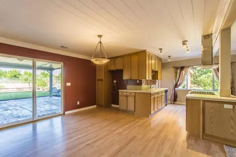 7862 Churn Creek Rd, Redding, CA 96002 photo 7