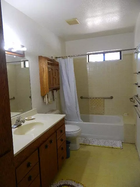 3031 Montgomery, Red Bluff, CA 96080 photo 9